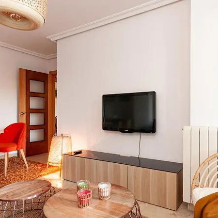 Apartamento Centro Con Piscina, Terraza Y Wifi *